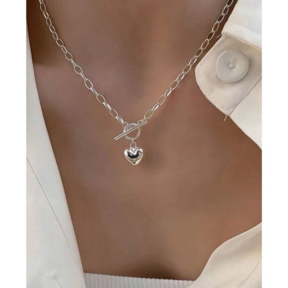 Jewelry - 925 Sterling Silver Love Pendant Necklace